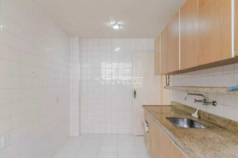 Apartamento à venda com 3 quartos, 157m² - Foto 5