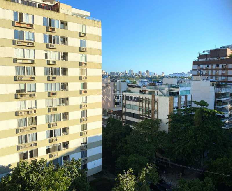 Apartamento à venda com 3 quartos, 170m² - Foto 1