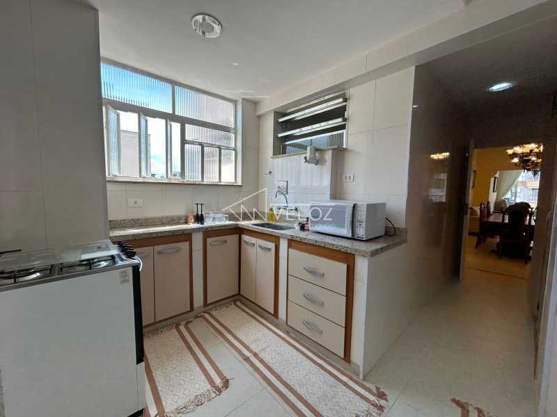 Apartamento à venda com 3 quartos, 110m² - Foto 18