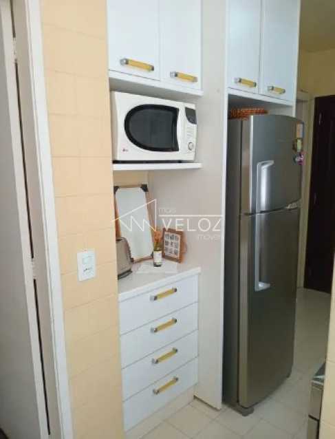 Apartamento à venda com 1 quarto, 75m² - Foto 9