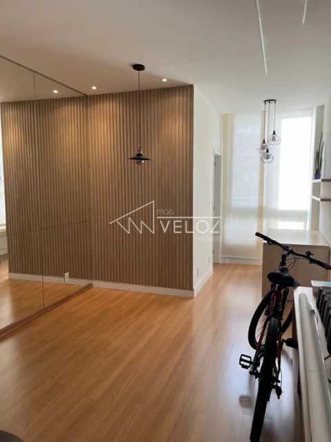 Apartamento à venda com 2 quartos, 64m² - Foto 20