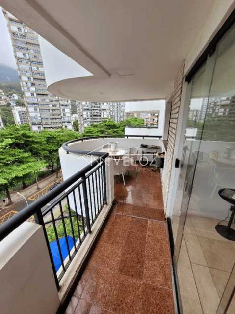 Apartamento à venda com 2 quartos, 85m² - Foto 10