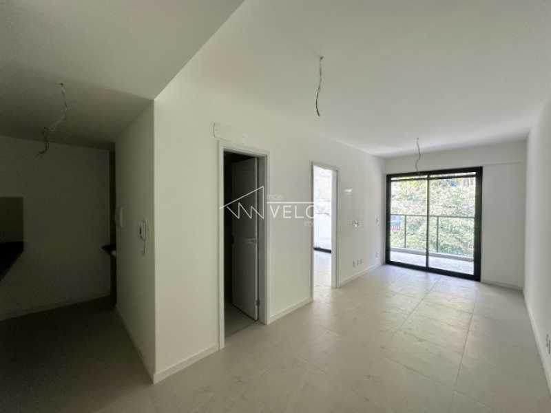 Apartamento à venda com 1 quarto, 47m² - Foto 1