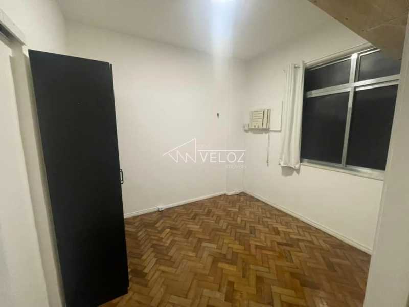 Apartamento à venda com 1 quarto, 35m² - Foto 2