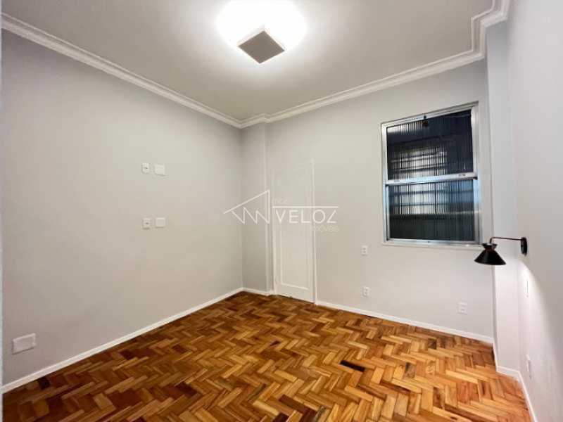 Apartamento à venda com 2 quartos, 75m² - Foto 9