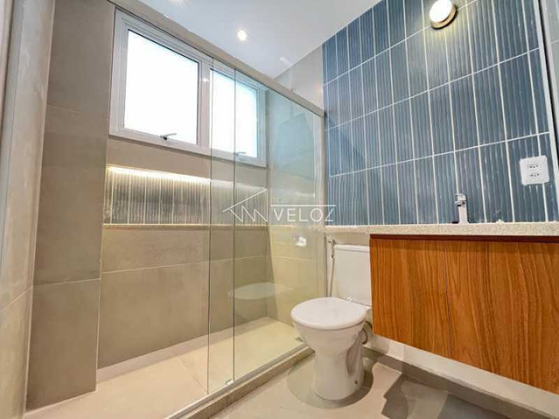 Apartamento à venda com 2 quartos, 75m² - Foto 13