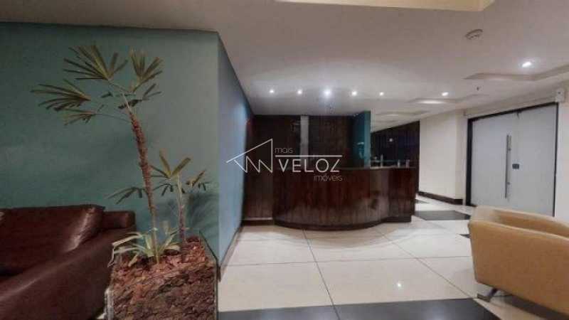 Apartamento à venda com 2 quartos, 64m² - Foto 17