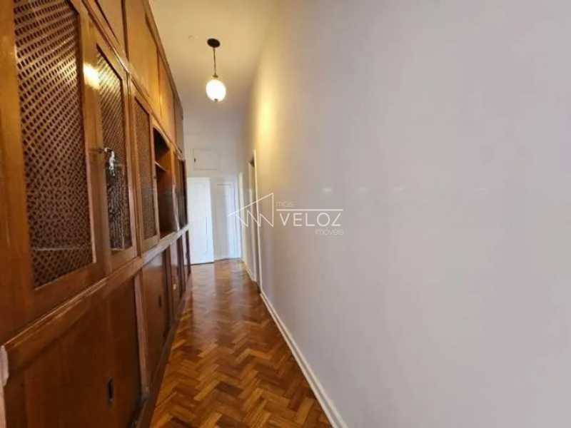 Apartamento à venda com 4 quartos, 213m² - Foto 23