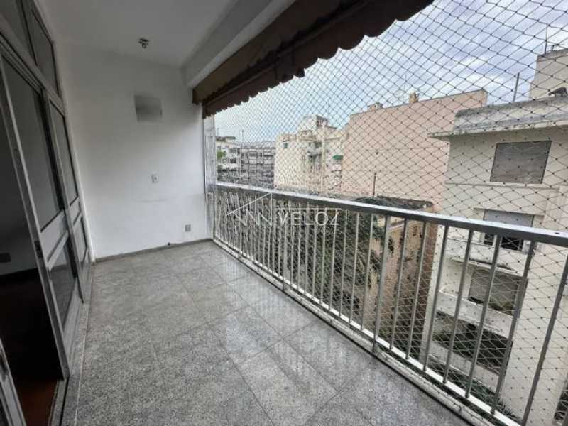 Apartamento à venda com 3 quartos, 240m² - Foto 7