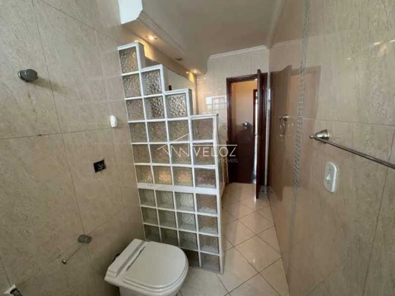 Apartamento à venda com 3 quartos, 240m² - Foto 25