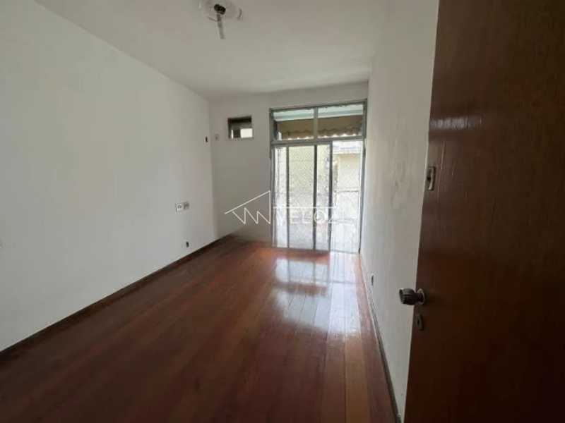 Apartamento à venda com 3 quartos, 240m² - Foto 8