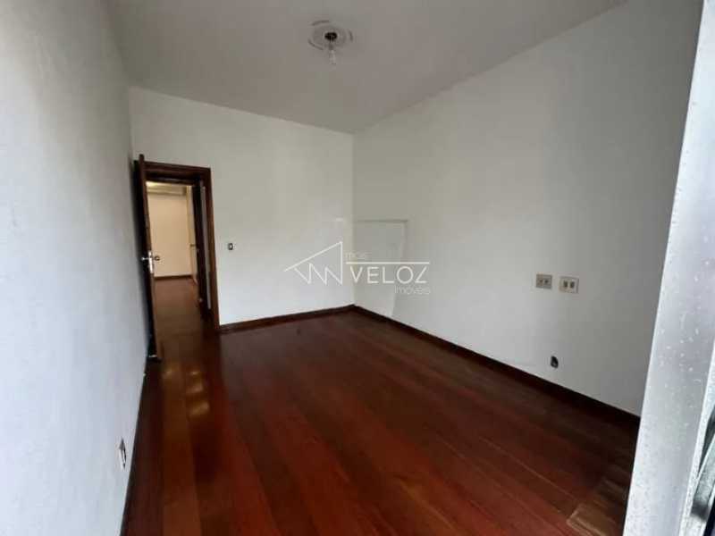 Apartamento à venda com 3 quartos, 240m² - Foto 20