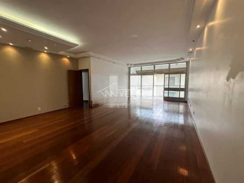 Apartamento à venda com 3 quartos, 240m² - Foto 4