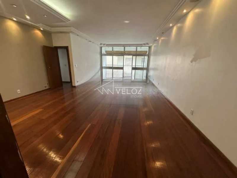 Apartamento à venda com 3 quartos, 240m² - Foto 5