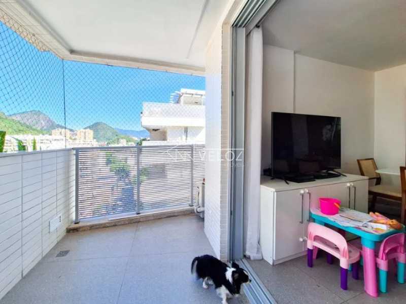 Apartamento à venda com 2 quartos, 77m² - Foto 19