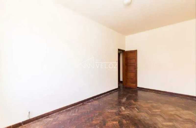 Apartamento à venda com 3 quartos, 97m² - Foto 5