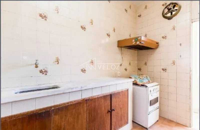 Apartamento à venda com 3 quartos, 97m² - Foto 9