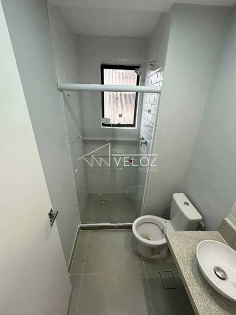 Apartamento à venda com 2 quartos, 64m² - Foto 4