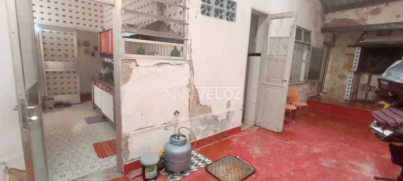 Casa à venda com 3 quartos, 185m² - Foto 21