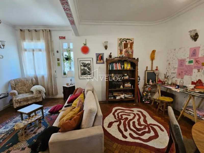 Apartamento à venda com 3 quartos, 245m² - Foto 7