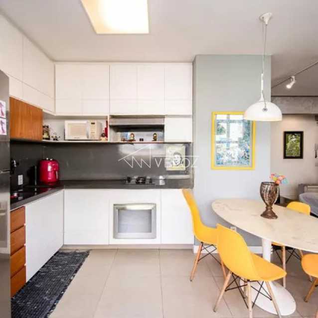 Apartamento à venda com 3 quartos, 210m² - Foto 6