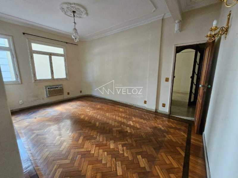 Apartamento à venda com 3 quartos, 245m² - Foto 6