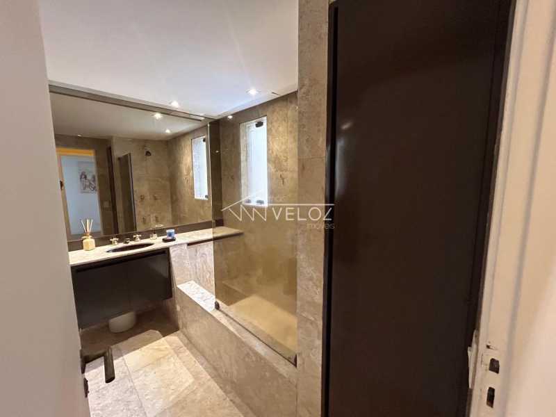 Apartamento à venda com 4 quartos, 229m² - Foto 17