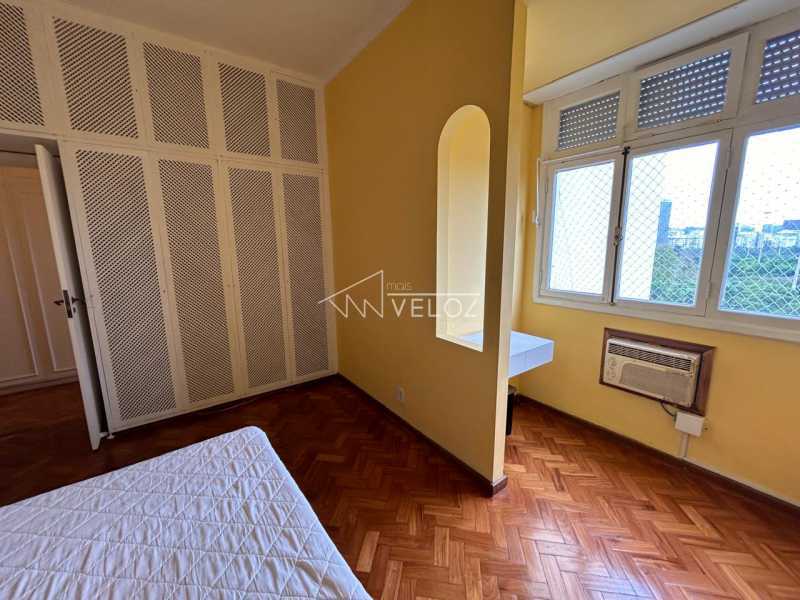 Apartamento à venda com 4 quartos, 229m² - Foto 23