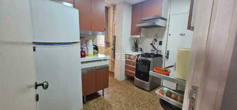 Apartamento à venda com 3 quartos, 86m² - Foto 14