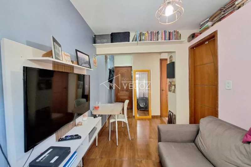 Apartamento à venda com 1 quarto, 27m² - Foto 1