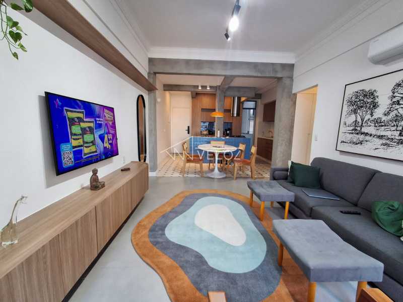 Apartamento à venda com 3 quartos, 132m² - Foto 1