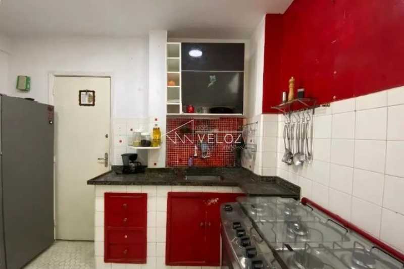 Apartamento à venda com 1 quarto, 46m² - Foto 17