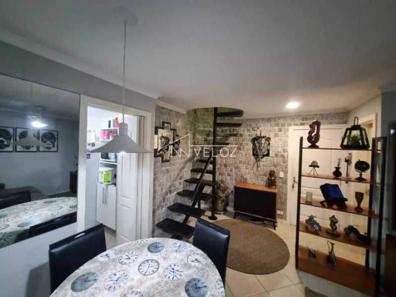 Apartamento à venda com 2 quartos, 56m² - Foto 11