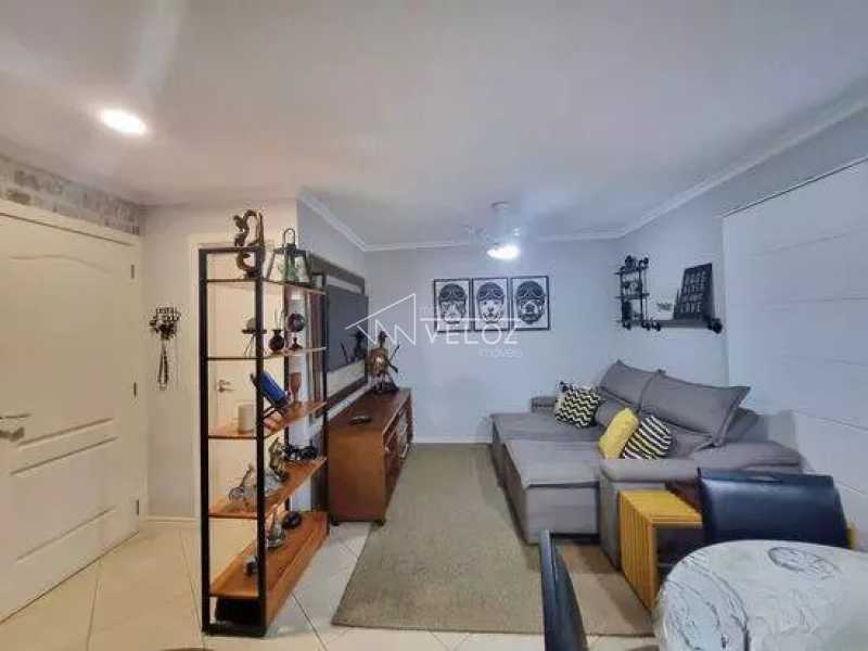 Apartamento à venda com 2 quartos, 56m² - Foto 10