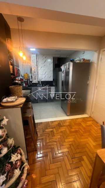 Apartamento à venda com 2 quartos, 70m² - Foto 3