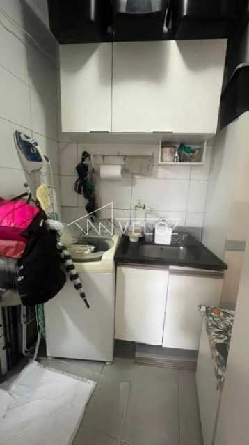 Apartamento à venda com 2 quartos, 70m² - Foto 27