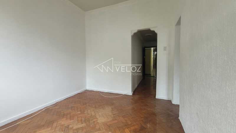 Apartamento à venda com 1 quarto, 39m² - Foto 4