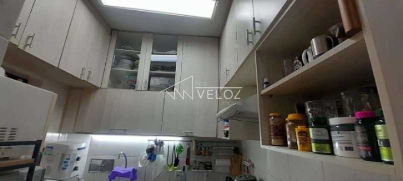 Apartamento à venda com 2 quartos, 95m² - Foto 11