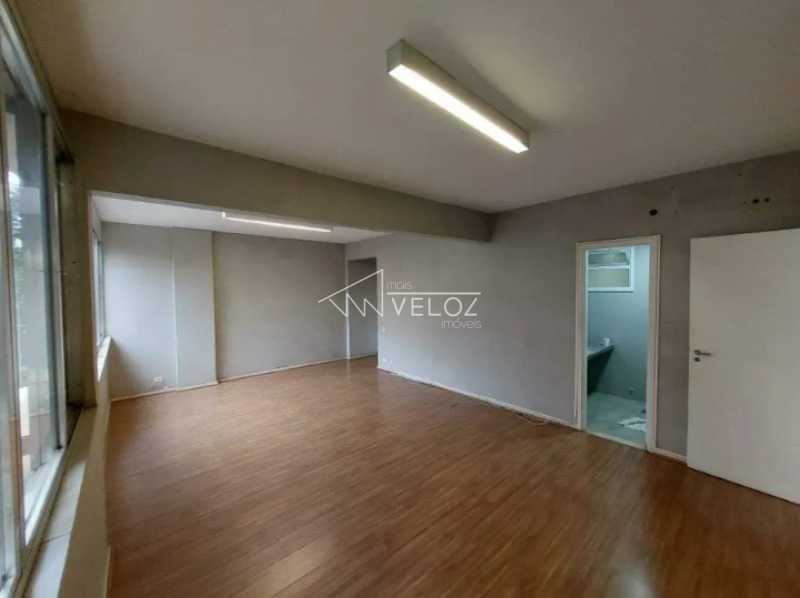 Apartamento à venda com 3 quartos, 100m² - Foto 1
