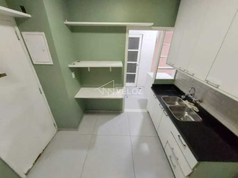Apartamento à venda com 3 quartos, 100m² - Foto 22