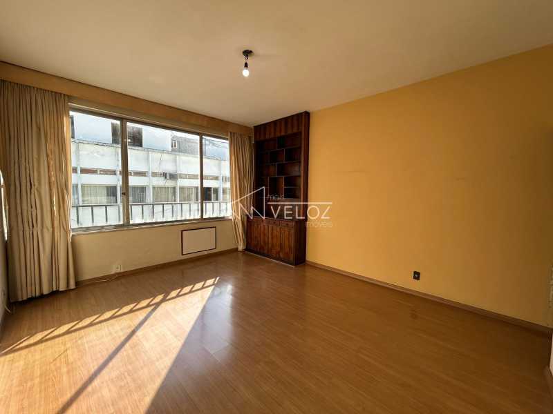 Apartamento à venda com 3 quartos, 97m² - Foto 1