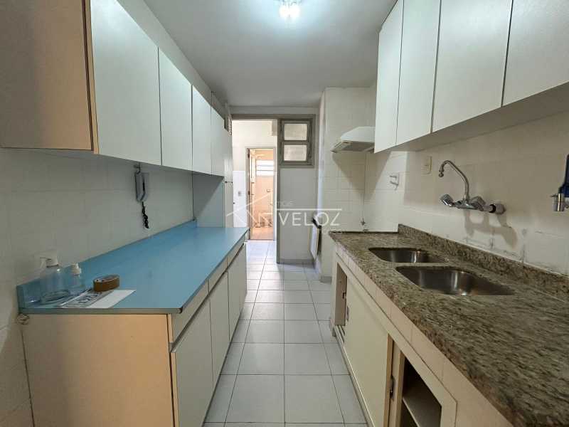 Apartamento à venda com 3 quartos, 97m² - Foto 14