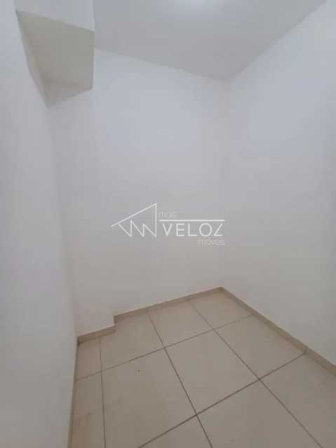 Apartamento à venda com 2 quartos, 67m² - Foto 14