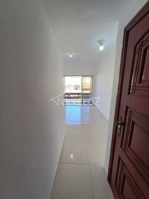 Apartamento à venda com 2 quartos, 67m² - Foto 16