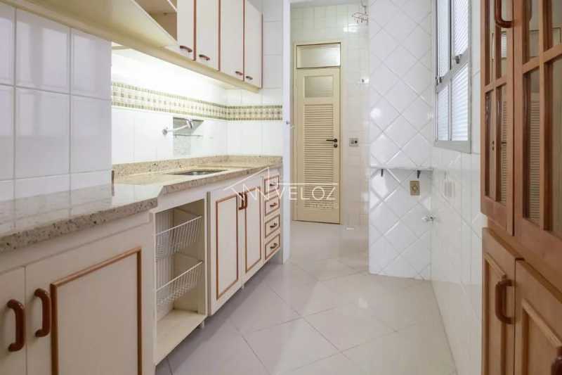 Apartamento à venda com 2 quartos, 63m² - Foto 8