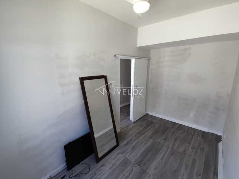 Apartamento à venda com 1 quarto, 42m² - Foto 9