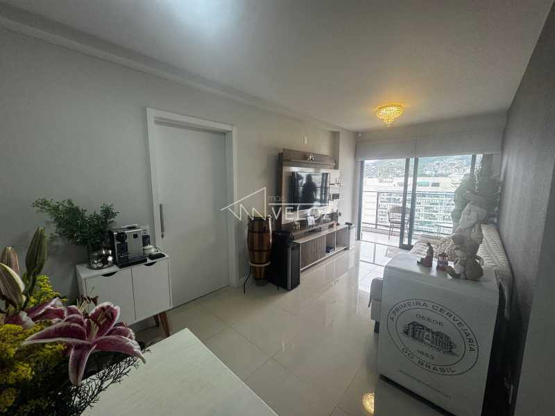 Apartamento à venda com 2 quartos, 78m² - Foto 20