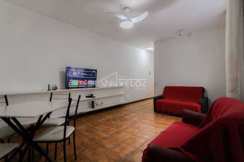 Casa de Vila à venda com 2 quartos, 87m² - Foto 1