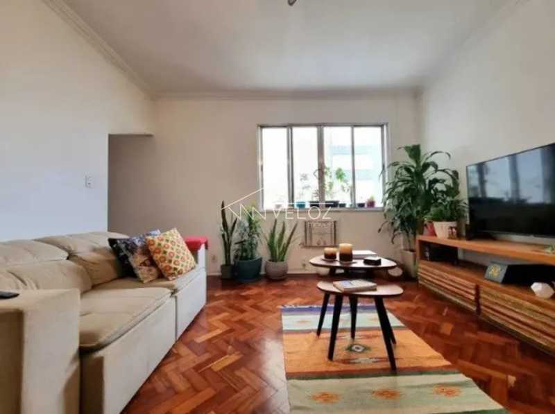 Apartamento à venda com 2 quartos, 77m² - Foto 1