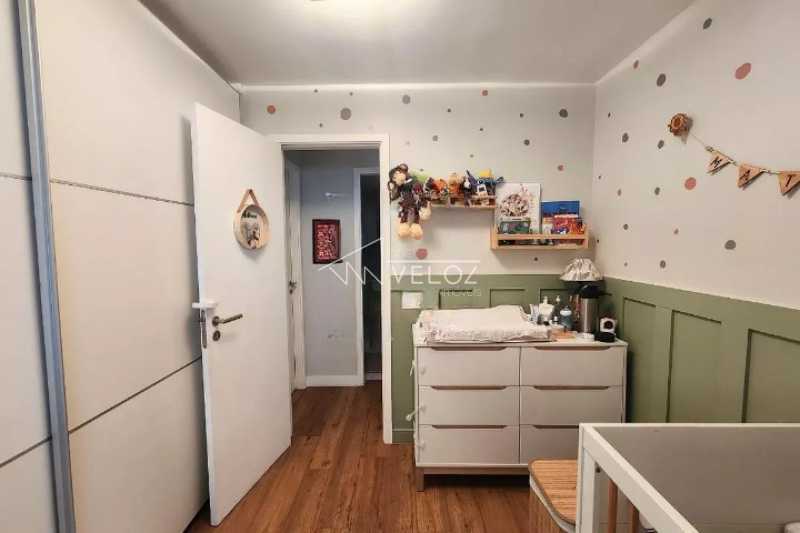 Apartamento à venda com 2 quartos, 70m² - Foto 9